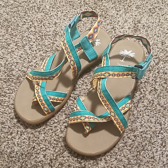 NWOT sandals - Picture 1 of 5